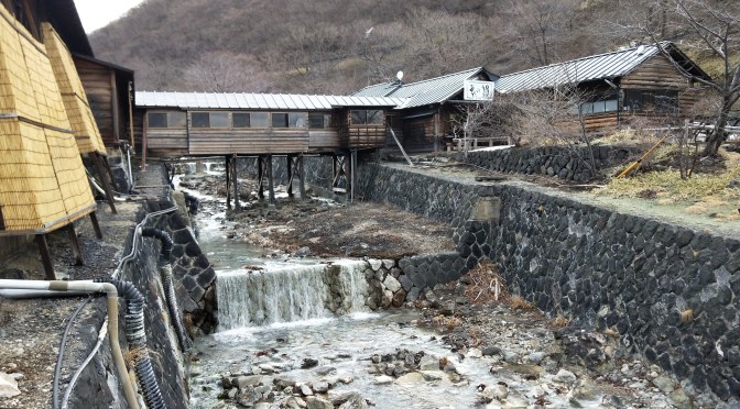 48度の温泉に挑戦！那須温泉の元祖「鹿の湯」