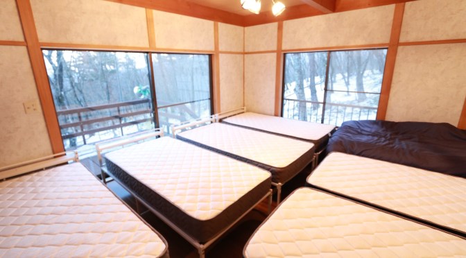 緊急事態宣言下で若者は鬱憤が溜まっている？別荘民泊事件簿