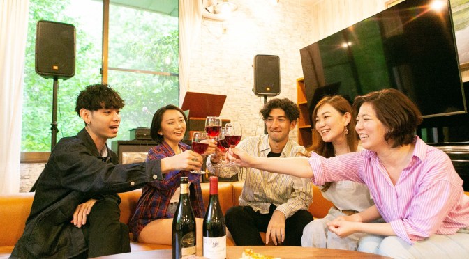 11部屋35名宿泊のエンタメ大型一棟貸別荘clubhouseアトリエ OPEN!クラブ、サークル、団体、音楽イベント、研修、セミナー、パーティー、二次会、懇親会、慰安旅行、卒業旅行